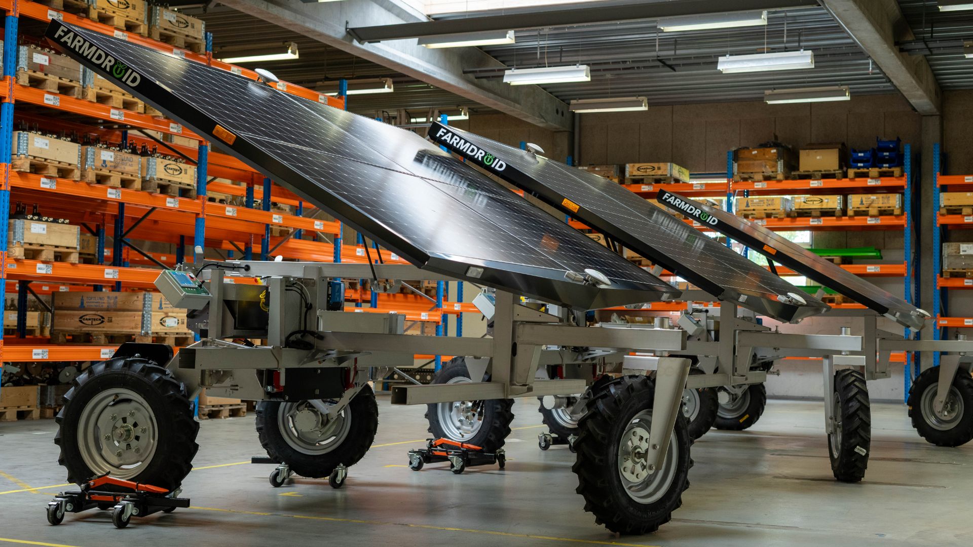 FarmDroid limited edition black FD20 to celebrate 500 robots milestone